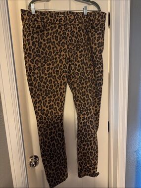 Signature by Levi Strauss Brown and Black Leopard Print Skinny Pants